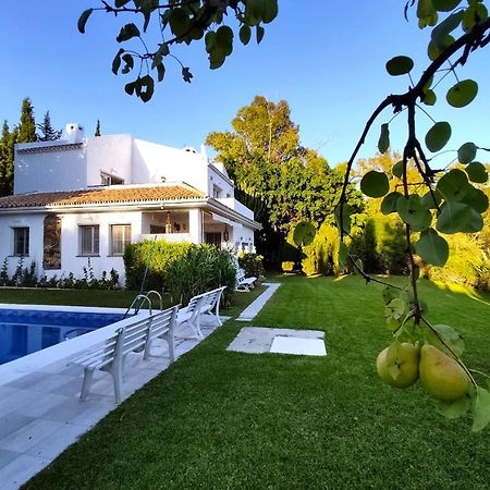 Holiday Villa In 10 Min From Fuengirola Beach With Sea Views Pool Bbq Parking Wifi Aircon Big Garden Михас Экстерьер фото