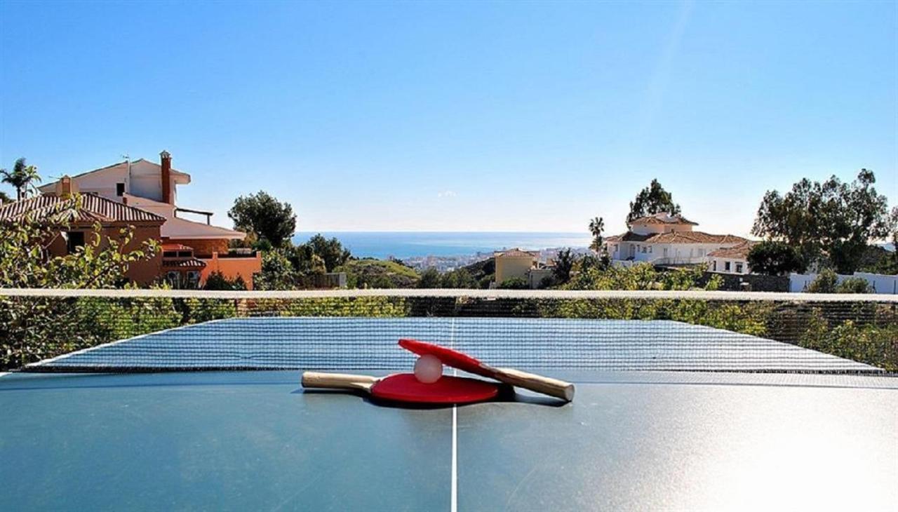 Holiday Villa In 10 Min From Fuengirola Beach With Sea Views Pool Bbq Parking Wifi Aircon Big Garden Михас Экстерьер фото