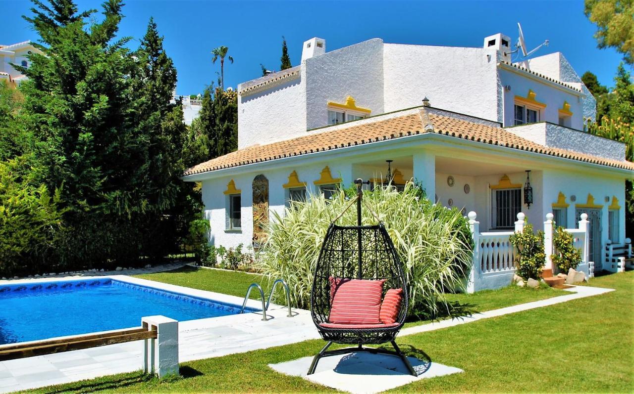 Holiday Villa In 10 Min From Fuengirola Beach With Sea Views Pool Bbq Parking Wifi Aircon Big Garden Михас Экстерьер фото